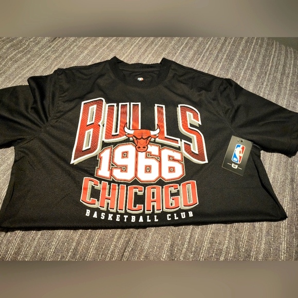 NWT Chicago Bulls Basketball NBA Bulls Shirt - Picture 1 of 7